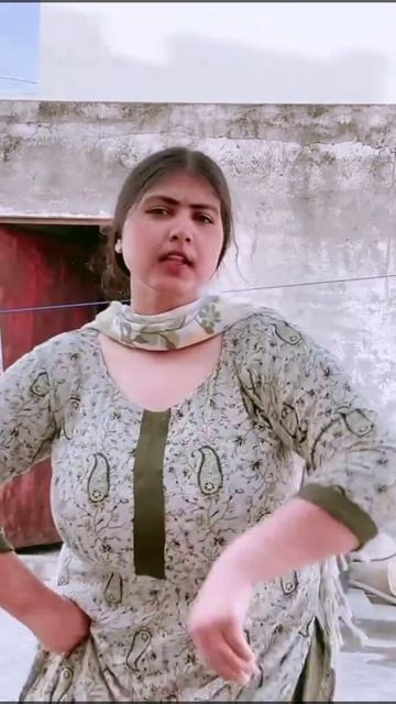 Desi Village Housewife смотреть онлайн