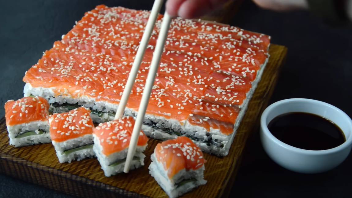 Суши-торт, Ленивые Роллы - рецепт смотреть онлайн