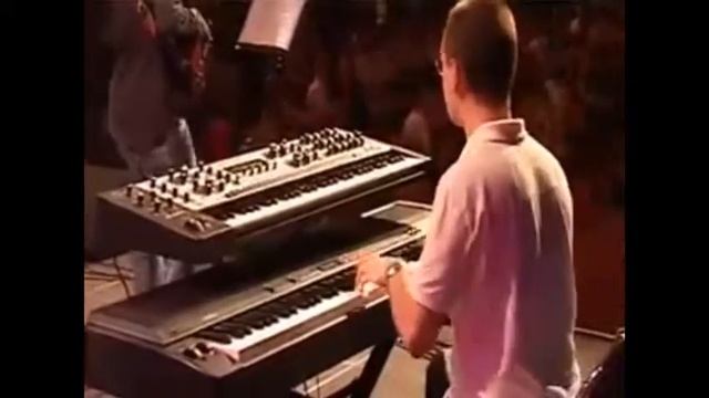 Pascal Guyon playing the piano & performing his salsa song arrangements with his french timba band смотреть онлайн