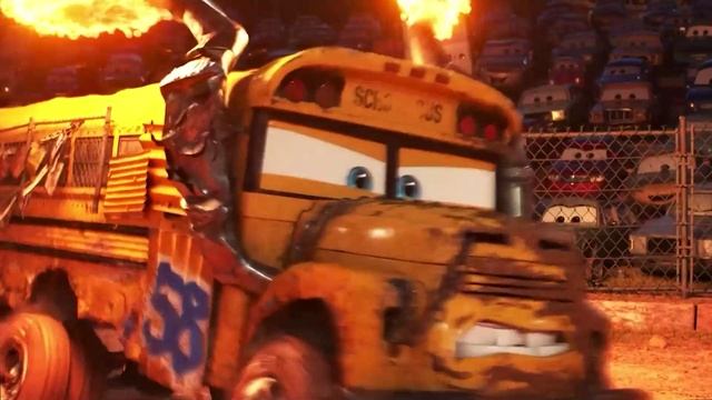 Гонки с Маккуином – проверяем его скорость! смотреть онлайн