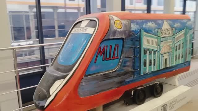 Поездка по московским центральным диаметрам, большой кольцевой линии, аэроэкспресс, новогодний поезд смотреть онлайн