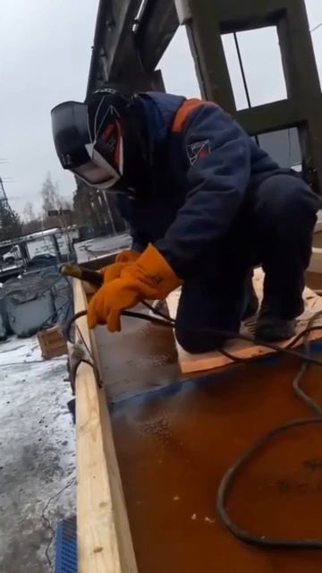 СУПЕР СВАРЩИК смотреть онлайн