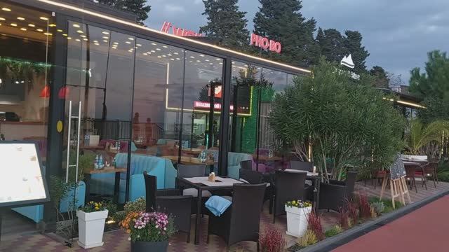 Рестораны Пицца у моря и Bread&Wine