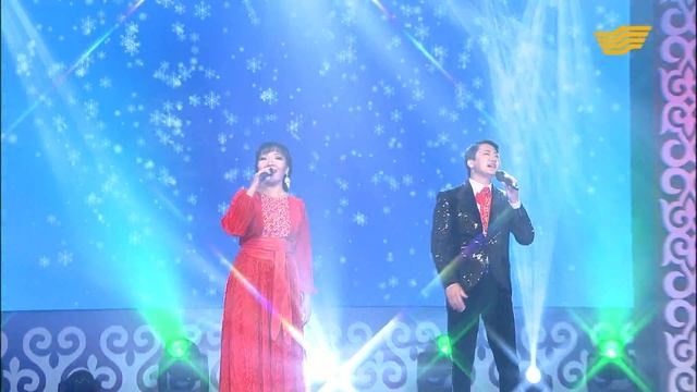 Медет пен Клара - «Махаббат гүлі» (А. Сүйіндік/ Қ. Маханов) смотреть онлайн