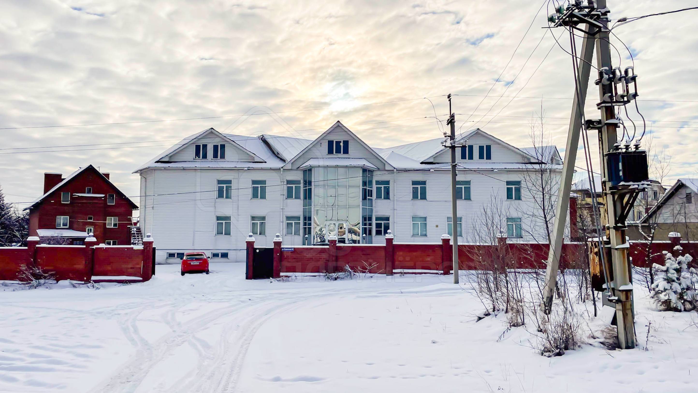 Рум-тур по зданию п. Строителей смотреть онлайн