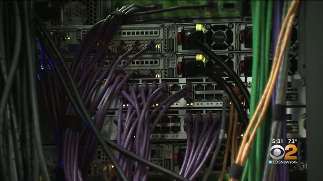 Long Island School District Forced To Pay Ransom To Hackers After Cyber Attack смотреть онлайн