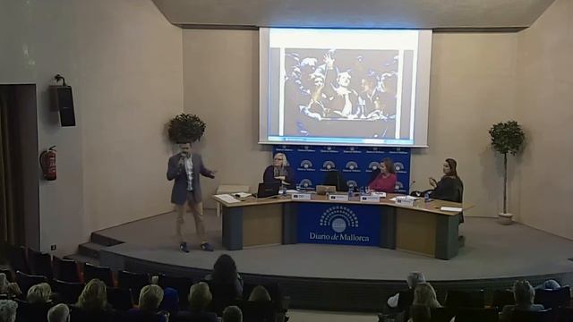 conferencia Zaha Hadid 5 de mayo 2016 смотреть онлайн