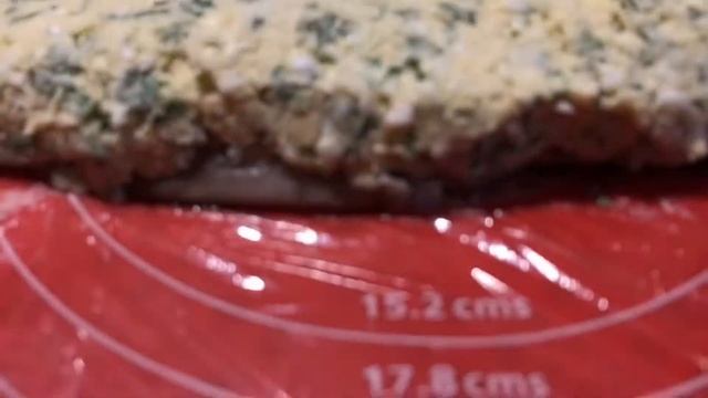 Селёдка фаршированная яйцом. Картошка печёная в восточной печи.