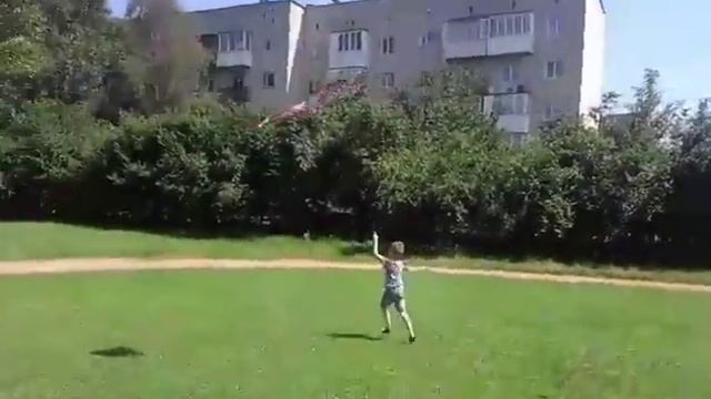 Пан Захар запускає повітряного змія смотреть онлайн