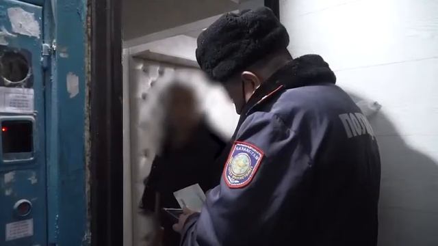 Рейд по съемным квартирам провели полицейские Шымкента смотреть онлайн