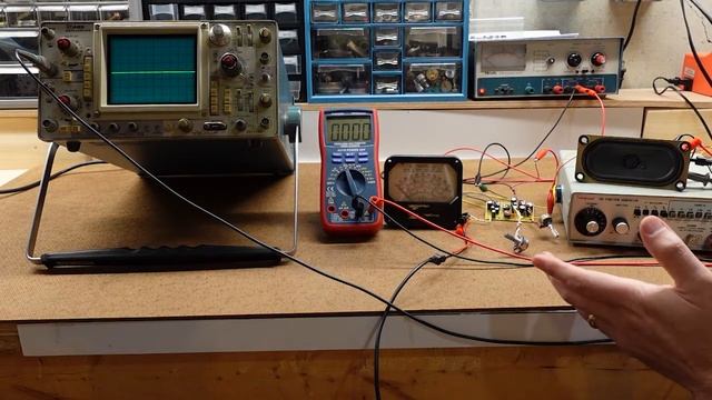 Superhet Receiver Part #5: Audio Board & Notch Filter! смотреть онлайн