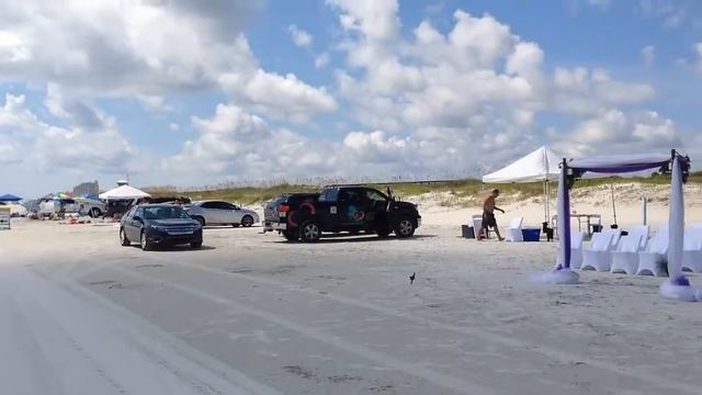 Свадьба на пляже смотреть онлайн