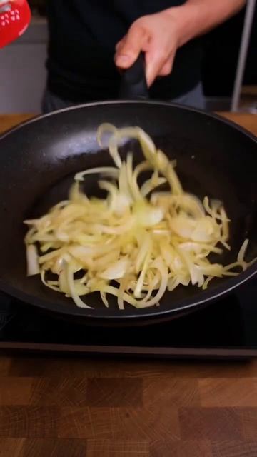 Beef Rice Bowl - Gyudon смотреть онлайн