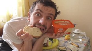 ОБЖОР НА ПЛАВЛЕНЫЙ СЫР PRESIDENT С ВЕТЧИНОЙ КОФЕ NESCAFE GOLD