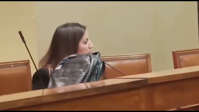 LOCRI: VOLTI NUOVI IN CONSIGLIO COMUNALE смотреть онлайн