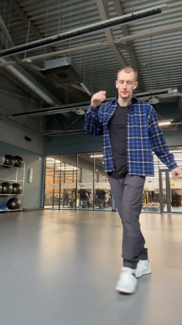 Shuffle dance tutorial - Как научиться танцевать Шаффл (обучение танцу) смотреть онлайн