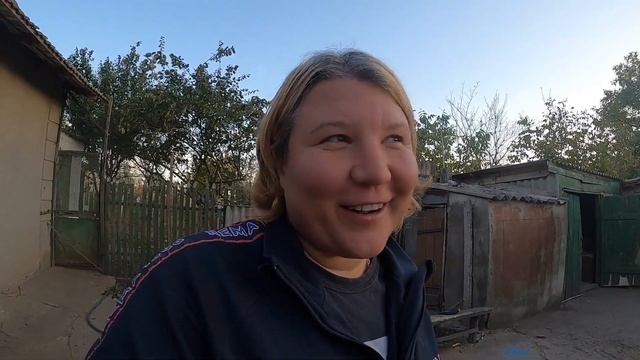 ВЫХОДНОЙ А МЫ РАБОТАЕМ .. смотреть онлайн