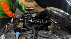 Suzuki Grand Vitara 2.4 заводится и глохнет.