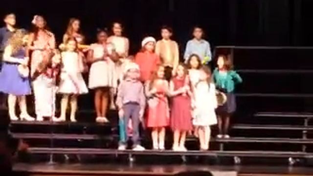 Olivia ' s Holiday Show 2016 смотреть онлайн
