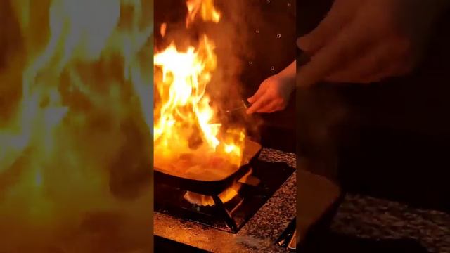 Cooking Meat With Fire  Приготовления мясо с огнём #shorts #filmorago #kuliner #cheframsay #youtube