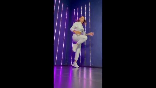 🔥🔥 Someday 🔥🔥 Mariah Carey 🔥🔥 (Shuffle Dance) смотреть онлайн