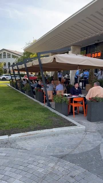 Уличный зонт для кафе от производителя смотреть онлайн