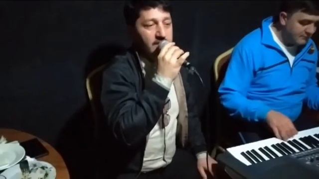 В этом городе ярких огней... Ровшан Гульмаммедов Бакинские напевы смотреть онлайн