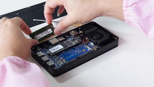 How to add or replace memory for MeLE Overclock Series Mini PC ? смотреть онлайн