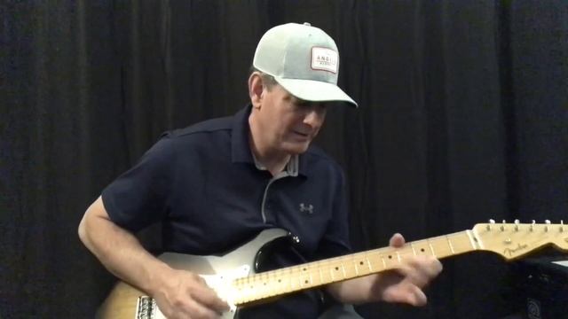 B.B. King Style Solo Over A Box Shuffle In G смотреть онлайн