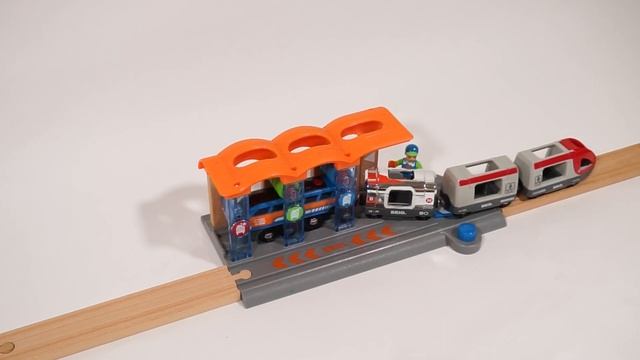 BRIO World Smart Tech Washing Station for Kids смотреть онлайн