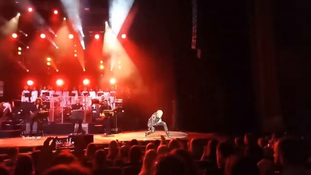 Mozart L'opera Rock; Mikelangelo Loconte - Place, je passe; Kyiv 01/04/2017 смотреть онлайн