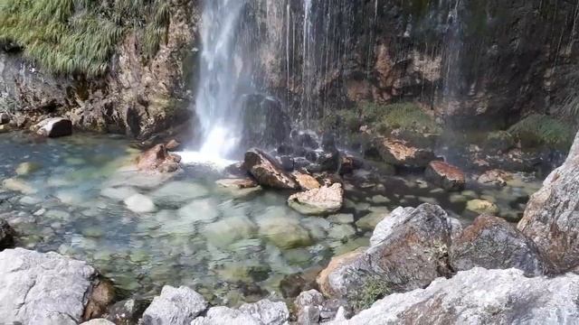 Самый шикарный водопад в Албании!