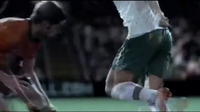 Nike and Cristiano Ronaldo Introduce Safari Print Mercurial Vapor SuperFly II