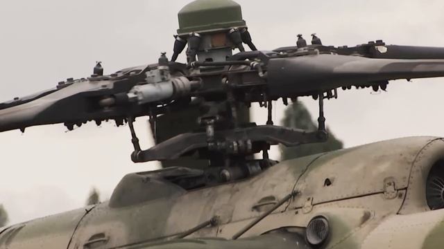 БУМАЖНЫЙ САМОЛЁТ. СИЛЬНАЯ ПЕСНЯ ПРО СВО. смотреть онлайн