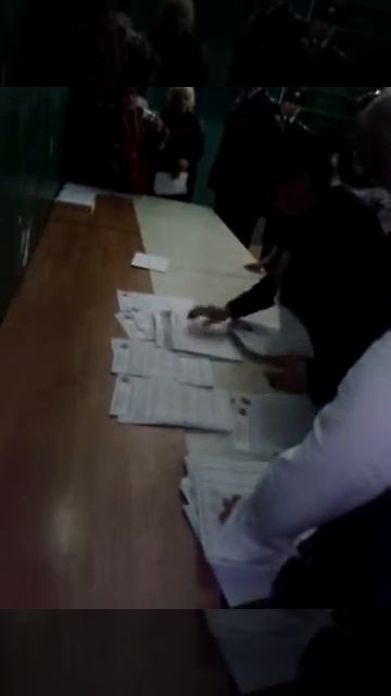 Фальсификация на выборах президента 2012 г  д. НОВОАТЬЯЛОВО участок № 1054