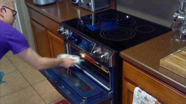 How to Make Roasted Tomato Salsa смотреть онлайн