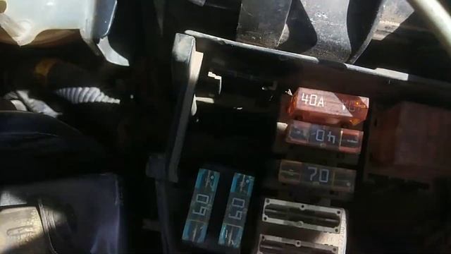 Fusible ventilateur moteur Dacia logan 2008... смотреть онлайн