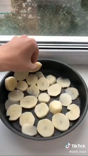 Фарш с картошкой в духовке