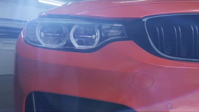 Stunning brand new BMW M4 fully wrapped in Avery Gloss Orange! смотреть онлайн