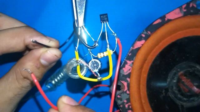 Mini Powerful Audio Amplifier Using BC337 And BC327