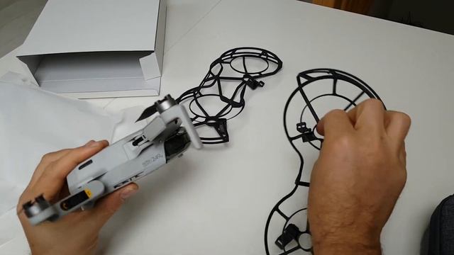 Mavic Mini: How to install propeller guards смотреть онлайн
