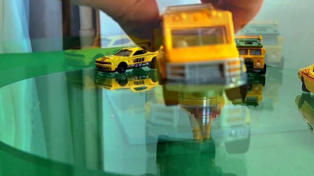 Mini models cars Hot Wheels.Yellow mini cars смотреть онлайн