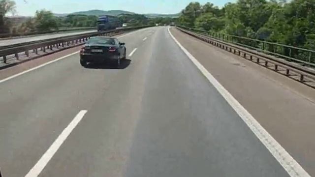 MB 709 in Fahrt смотреть онлайн