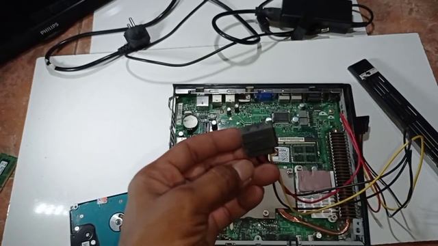 Modifikasi PC mini Thin client HP T5740 tambah Hd dan ram смотреть онлайн