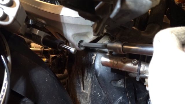 R1200GS LC 다이나믹 ESA 앞, 쇼바 교체 R1200GS Dynamic ESA Front replacement смотреть онлайн