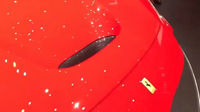 Ferrari 488 GTB смотреть онлайн