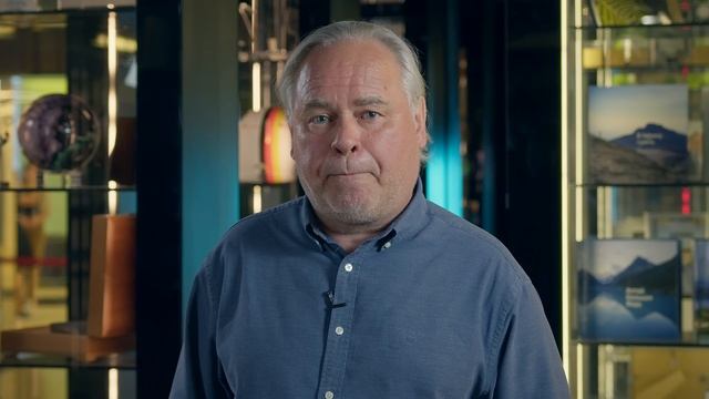 New Kaspersky solution named Product of the Year смотреть онлайн