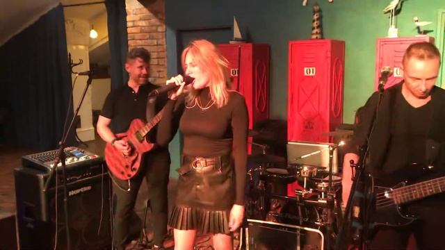 Masanna cover - Замок из дождя смотреть онлайн