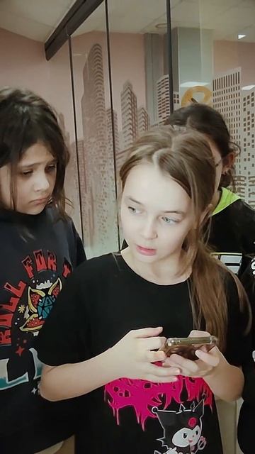 Когда забрали телефон без спроса смотреть онлайн