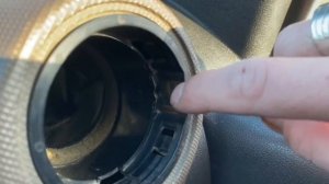 Снятие дефлектора печки воздуховодов с панели Ларгус